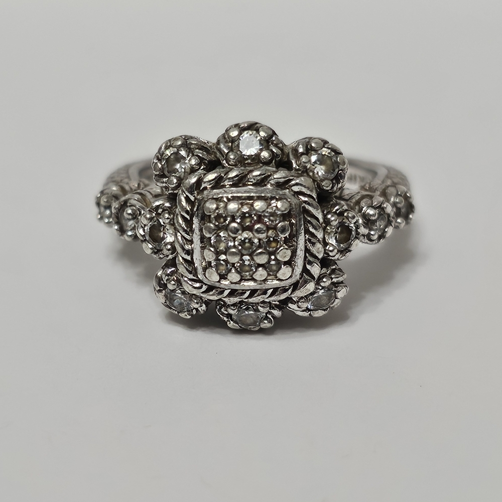 Judith Ripka Sterling Silver Cluster CZ Ring Sz9